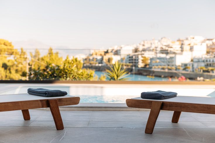 Ammoudi Sutes I - Outer yeard - View with pool